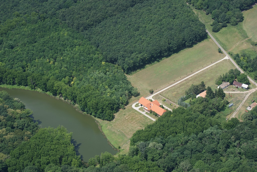Kisszékely Hunting Lodge of Gyulaj Plc (ariel view)
